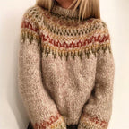 Women's warm and comfortable sweater with nordic design